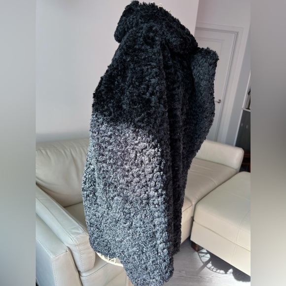 COS Oversized Faux Shearling Jacket - Picture 7 of 14